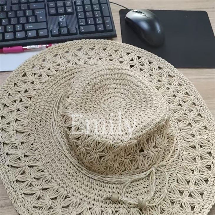hat (8)