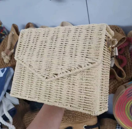 Женская пляжная сумка из натурального ротанга