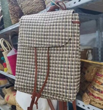 Сумка для рюкзака сплетен